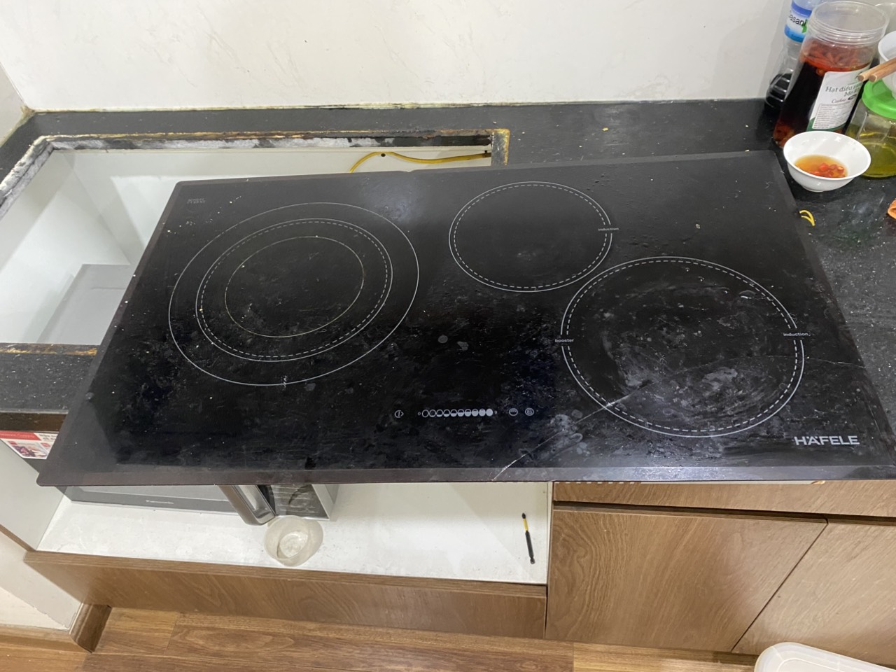 Dịch vụ bảo hành sửa chữa bếp từ hồng ngoại hafele chính hãng tại nhà