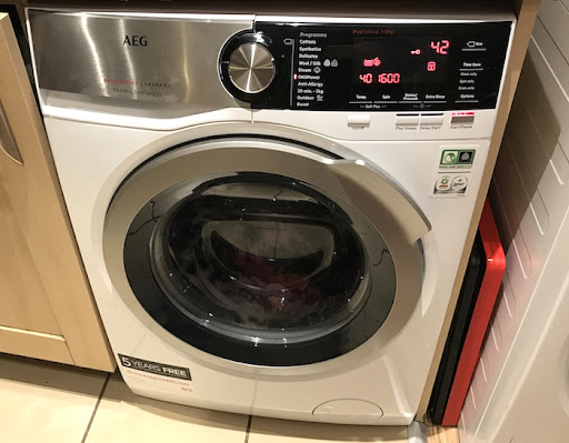 Sửa máy giặt AEG chính hãng tại nhà