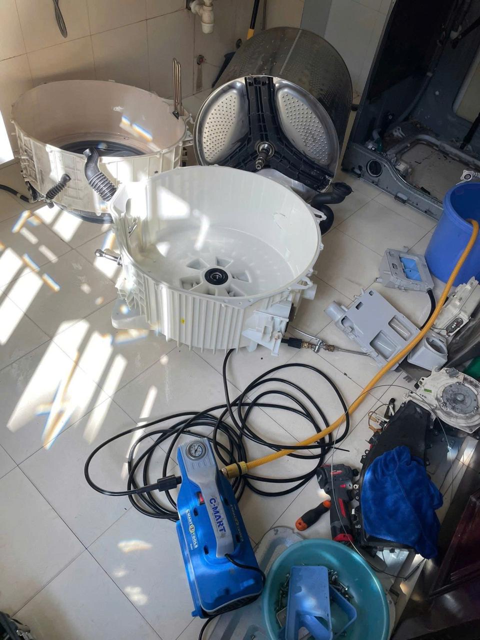 Vệ sinh bảo dưỡng máy giặt Aqua tại nhà