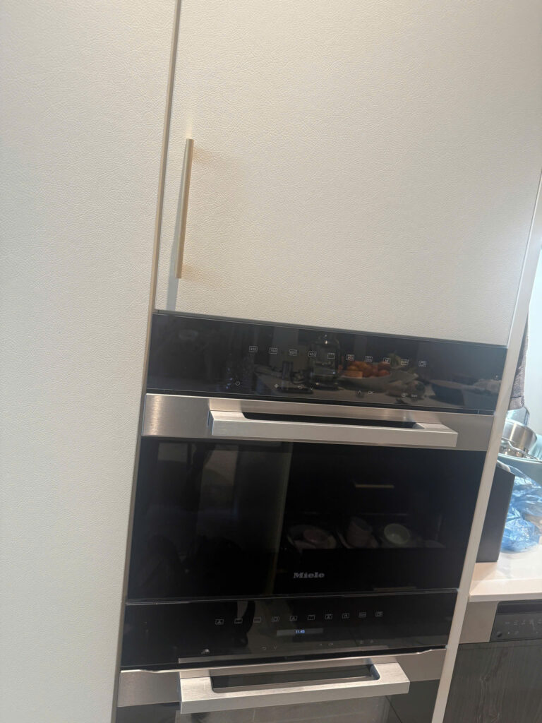 Địa chỉ sửa chữa bảo hành lò nướng Miele chuyên nghiệp và tận tâm